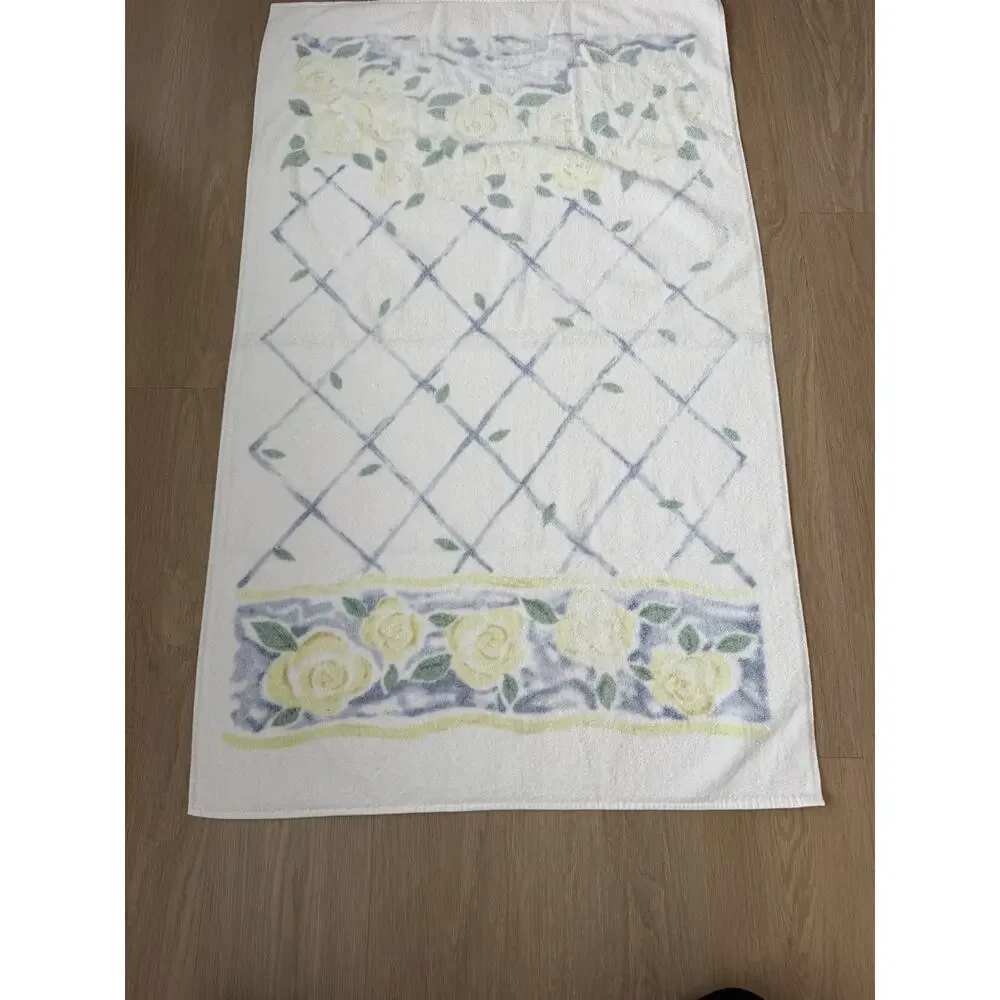 Wamsutta vtg yellow